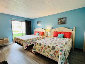 *A COZY GETAWAY*Pool*Steps to the Beach*Approved Dogs*D19